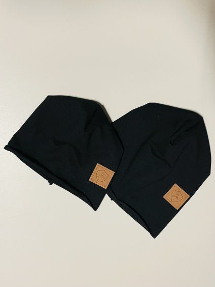 Jednovrstvá jarní spadlá čepice BLACK - Maminka / Tatínek / Děti