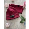 Žebrovaná čepice JA UŽ BUDU HODNÁ Dark Pink - Dospělí / Děti (S BAMBULÍ nebo BEZ BAMBULE)